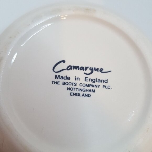 The Boots Company Camargue Vintage Floral Design Cream and Sugar England - Picture 4 of 6